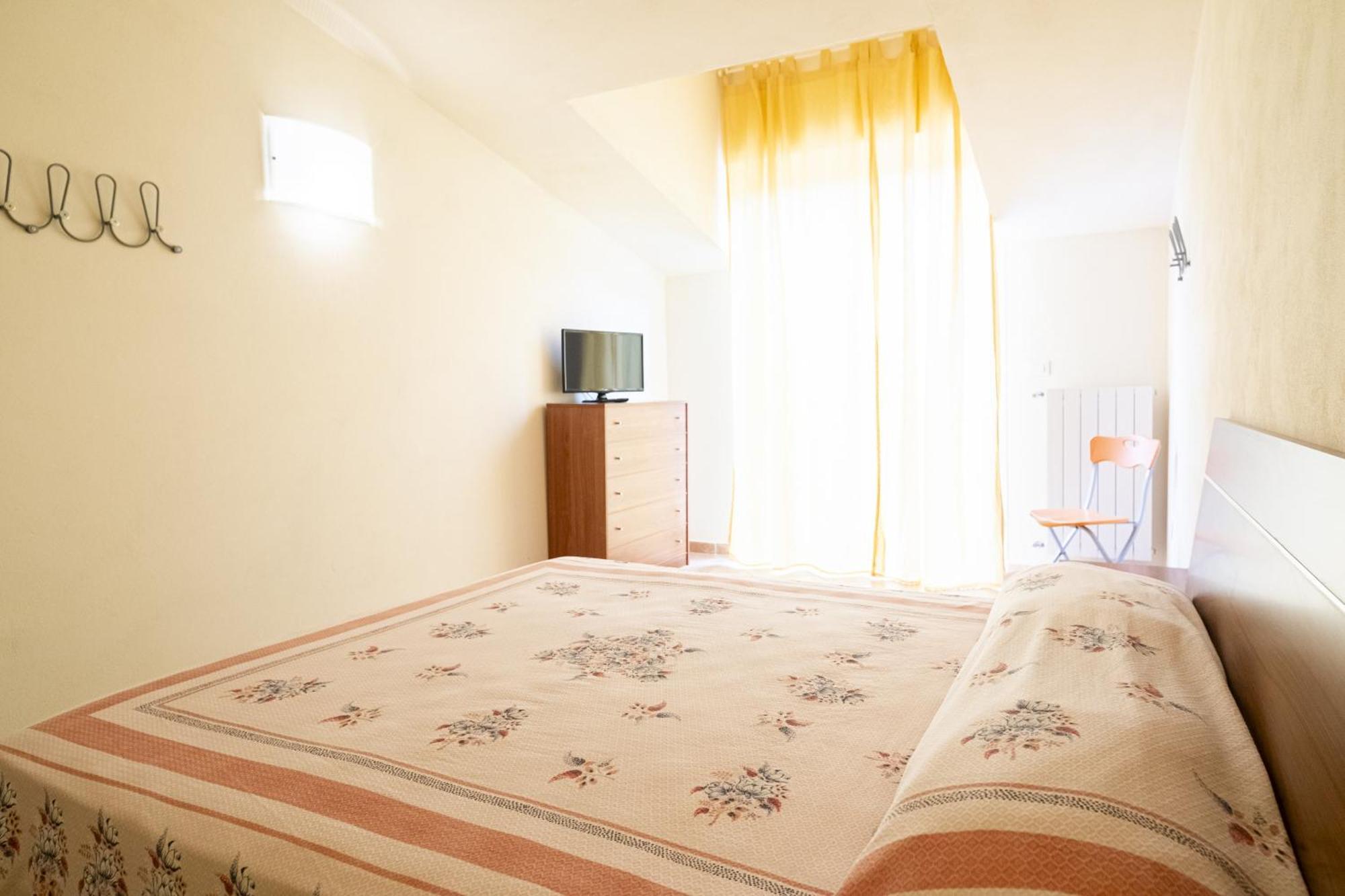 Relax In Loano With Terrace By Wonderful Italy Apartment Ngoại thất bức ảnh